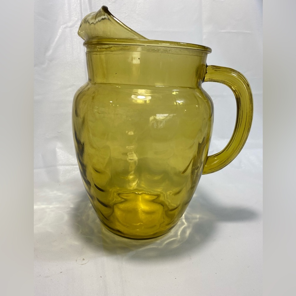 Vintage amber Anchor Hocking pitcher